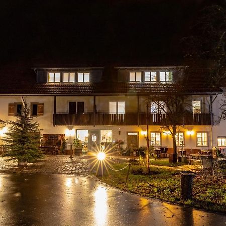 Отель Gret-Stube Weilheim Экстерьер фото